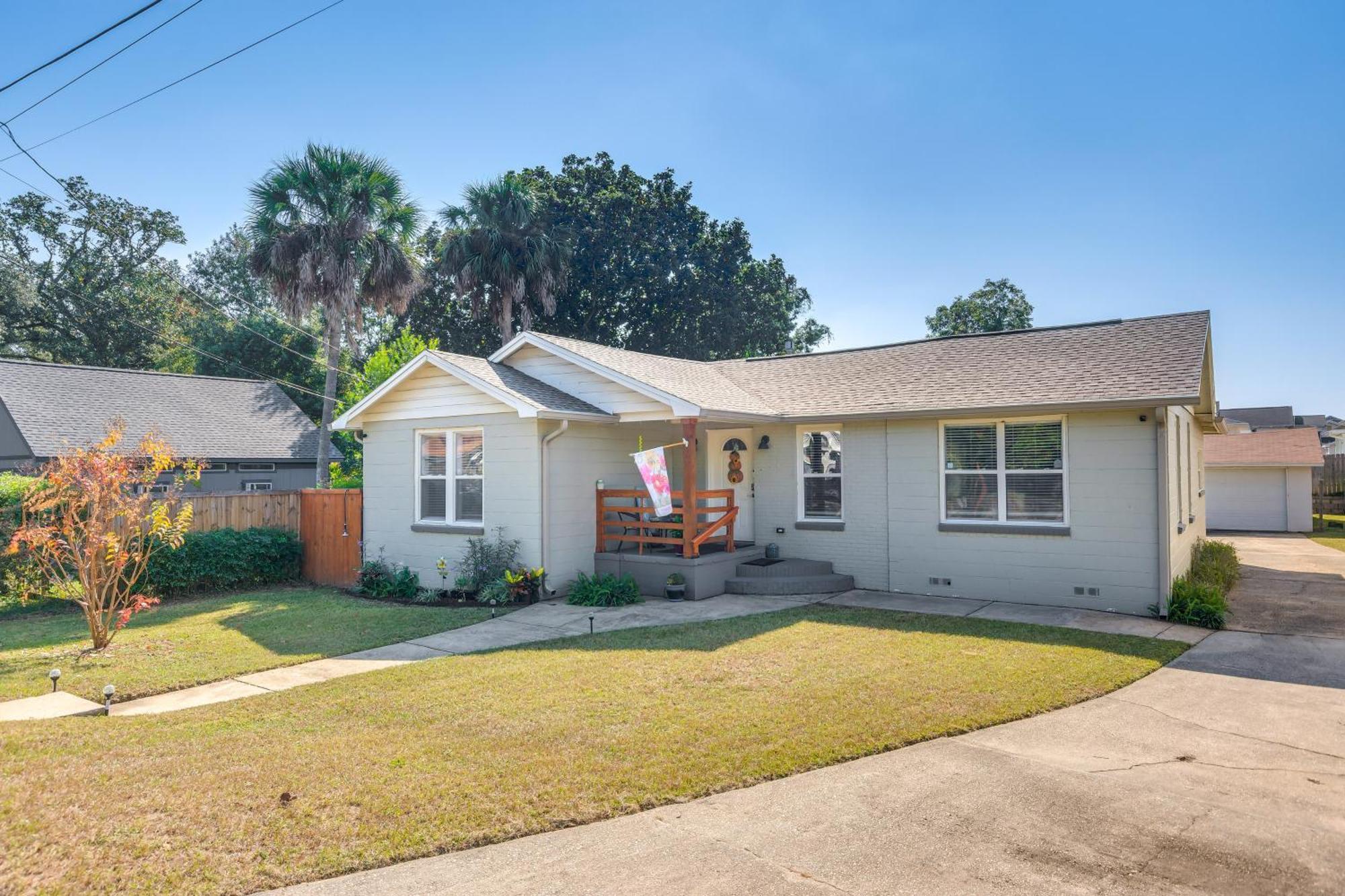 1 Mi To Dtwn Home With Furnished Patio In Pensacola Exterior photo