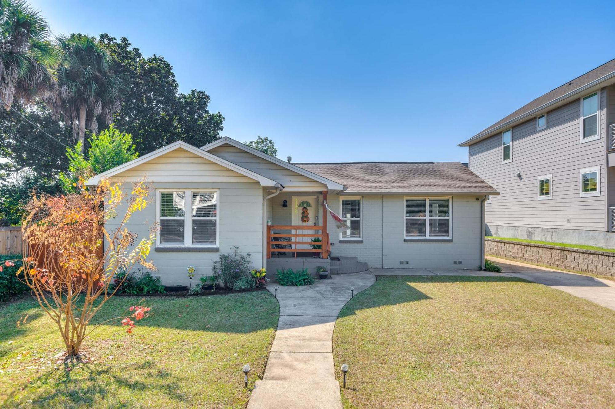 1 Mi To Dtwn Home With Furnished Patio In Pensacola Exterior photo